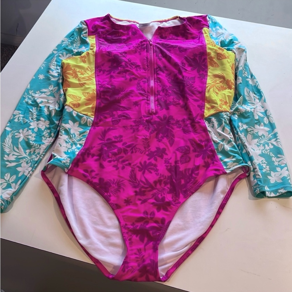 🏊🏼‍♀️💦 Rash Guard Long Sleeve Colorblock Swimsuit